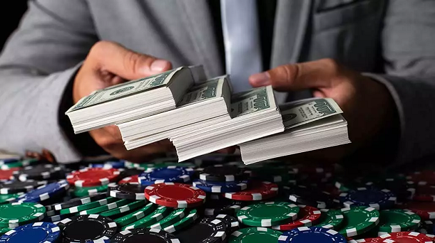 Effective Bankroll Management in Omaha Poker